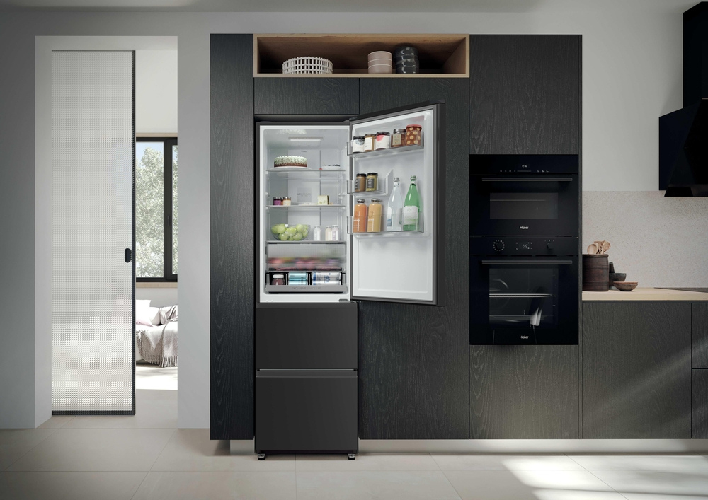 Haier HTR3518ENMTK 3D Series 3 60/40 Fridge Freestanding Frost Free Freezer Black