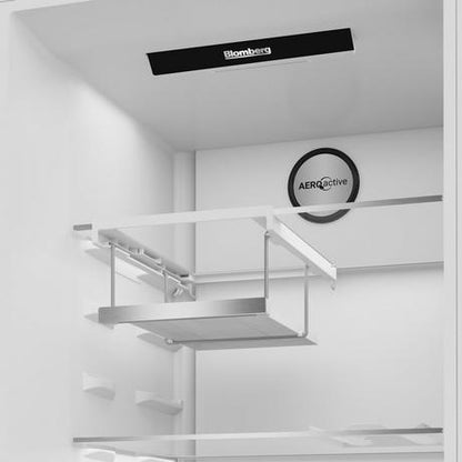 Blomberg SND568VP Freestanding 59.7cm Tall Larder Fridge White