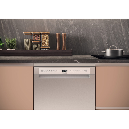 Hotpoint H7F HS51 X UK Freestanding Full Size Dishwasher 15 Place Settings with Maxi Space Inox H7FHS51X
