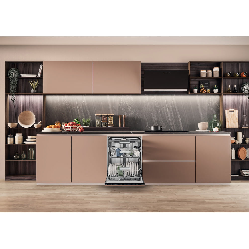 Hotpoint H7I HP42 L UK Integrated Full Size Dishwasher 15 Place Settings with Maxi Space H7IHP42L