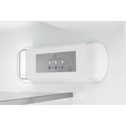 Hotpoint HBUL011 Integrated Low Frost Undercounter Larder Fridge
