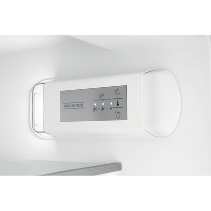 Hotpoint HTC18 T112 UK Integrated Total No Frost 70/30 Fridge Freezer HTC18T112